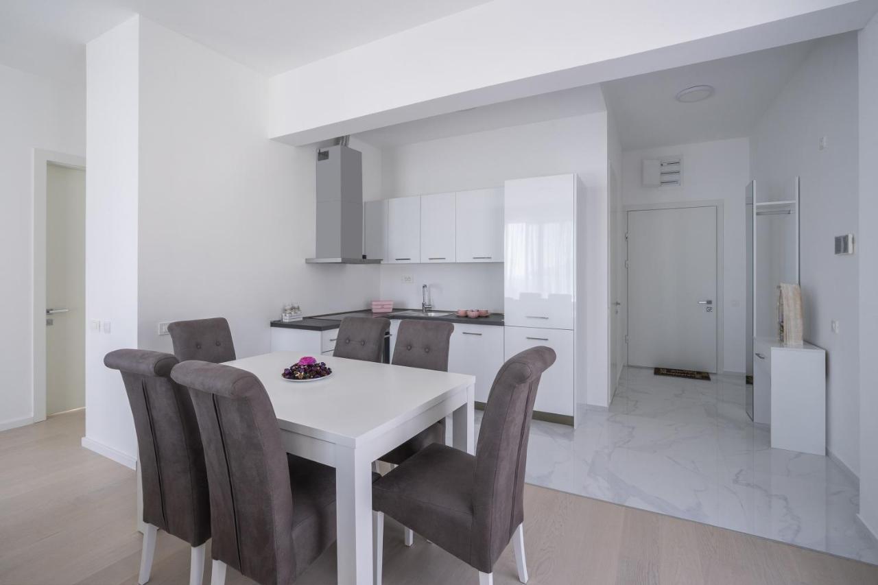 Montesun Apartments Becici Boreti Exterior foto
