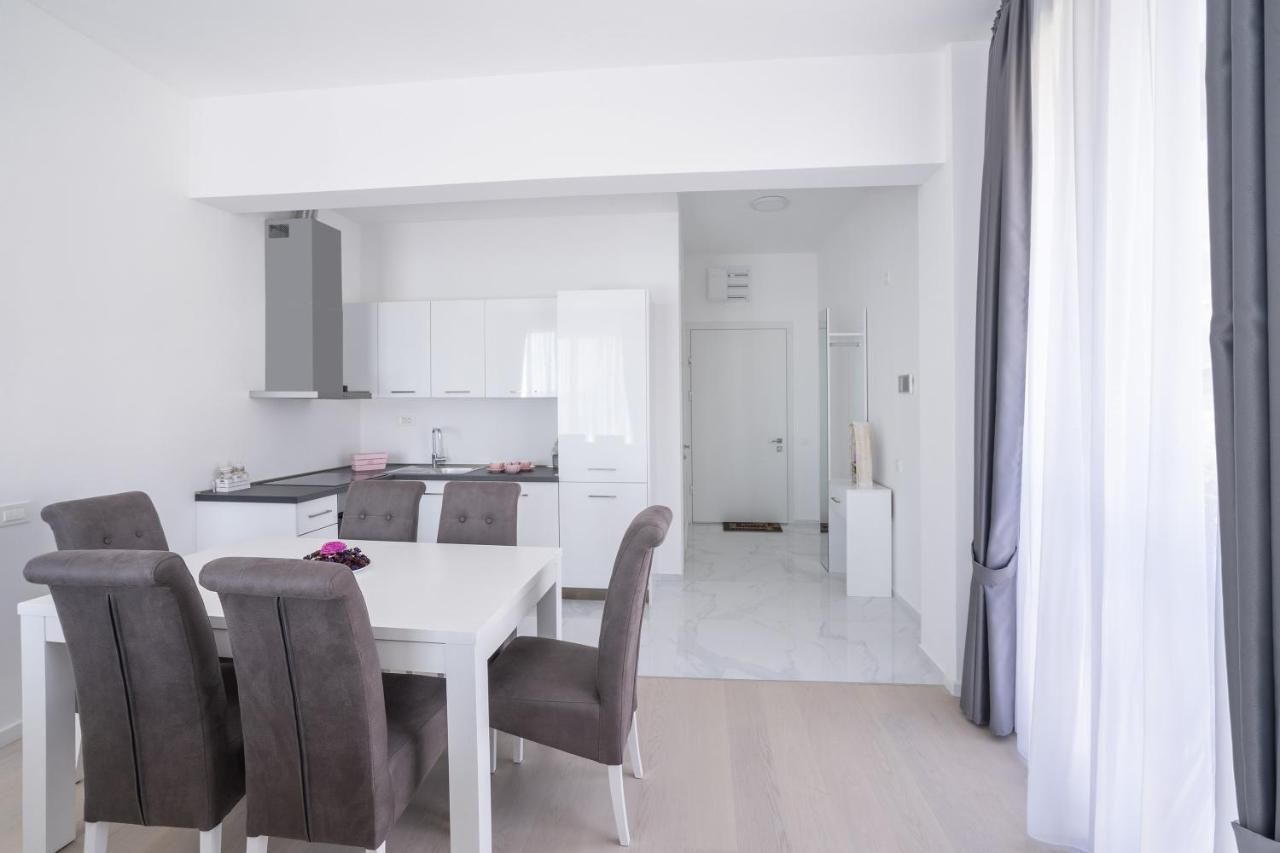 Montesun Apartments Becici Boreti Exterior foto