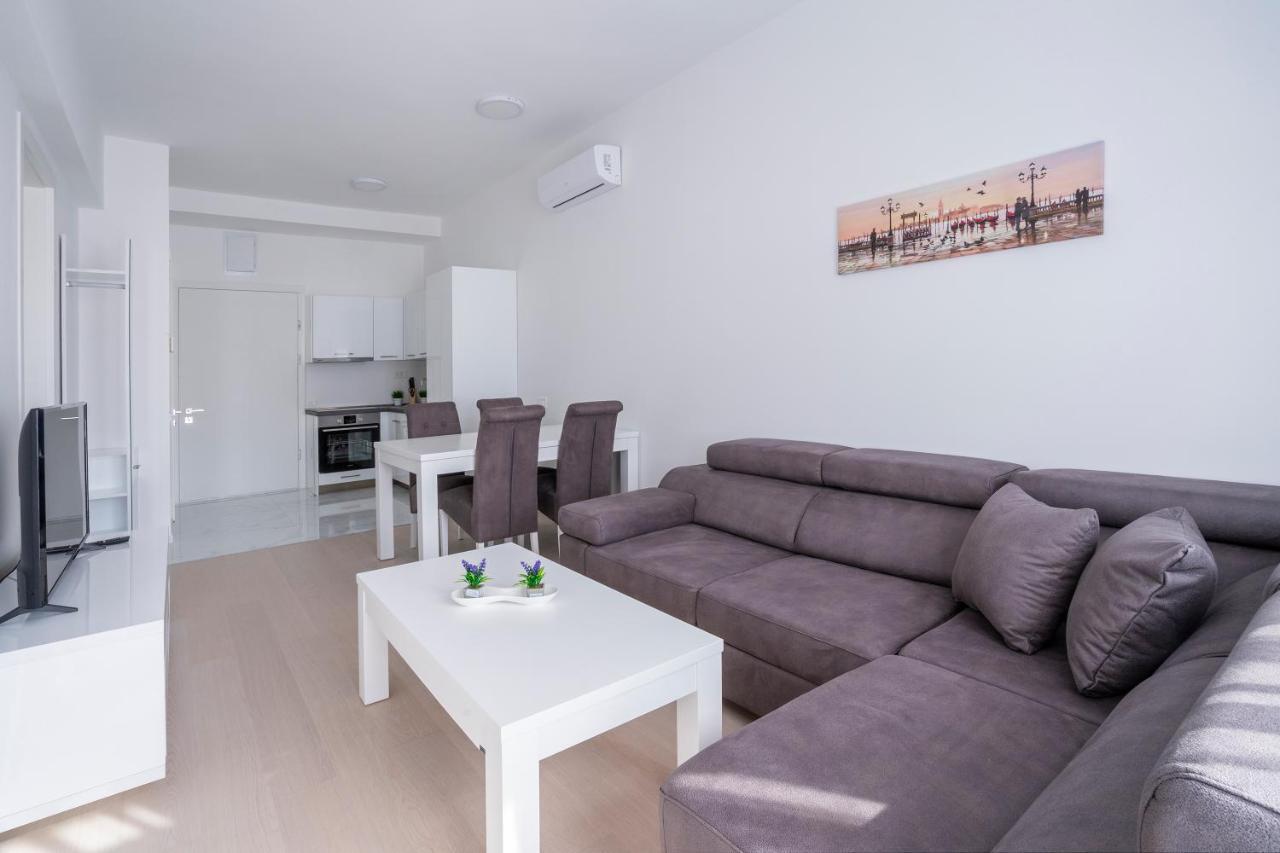 Montesun Apartments Becici Boreti Exterior foto